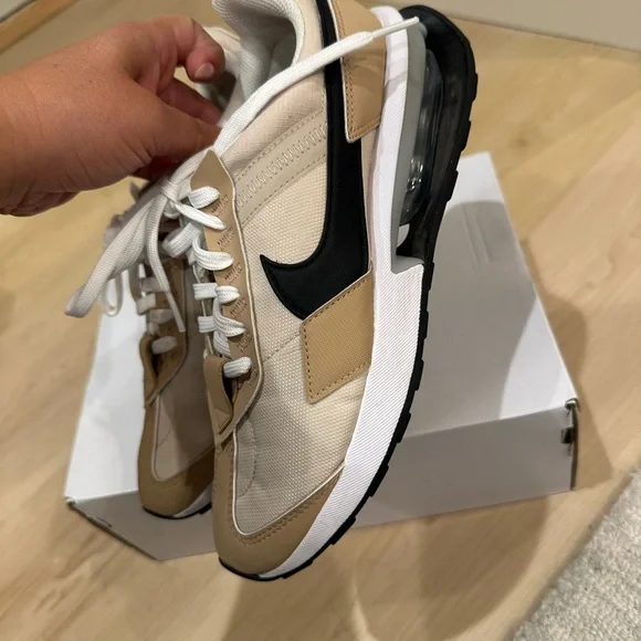 Nike Air Max in Oatmeal /Black hemp Sneakers size 7 - Picture 3 of 10